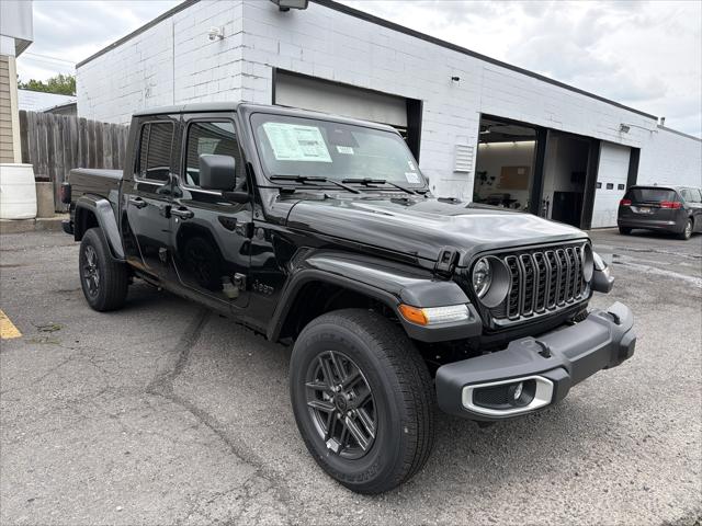 2026 Jeep Gladiator GLADIATOR SPORT S 4X4 2026 Jeep Gladiator GLADIATOR SPORT S 4X4