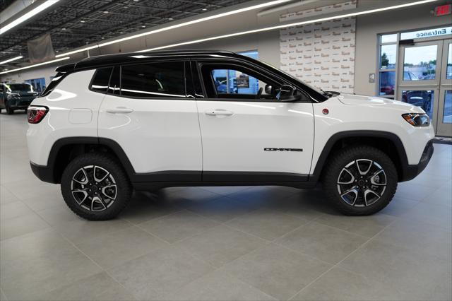 2026 Jeep Compass COMPASS TRAILHAWK 4X4 2026 Jeep Compass COMPASS TRAILHAWK 4X4