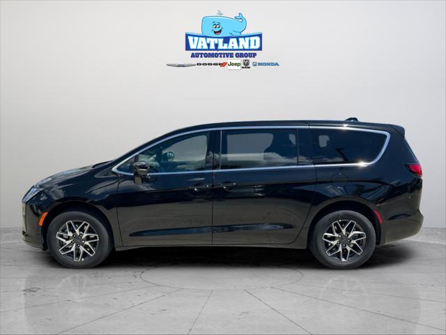 2027 Chrysler Pacifica PACIFICA LIMITED AWD