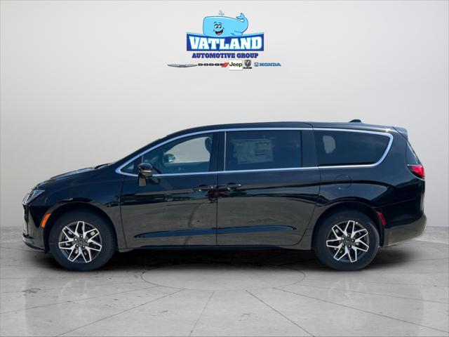 2027 Chrysler Pacifica PACIFICA LIMITED AWD 2027 Chrysler Pacifica PACIFICA LIMITED AWD