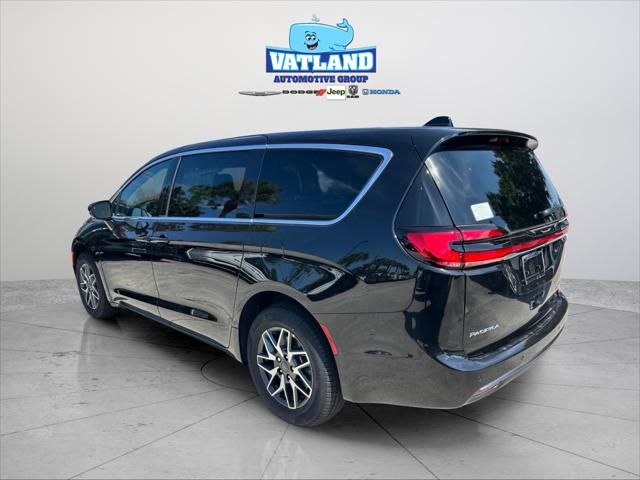 2027 Chrysler Pacifica PACIFICA LIMITED AWD 2027 Chrysler Pacifica PACIFICA LIMITED AWD
