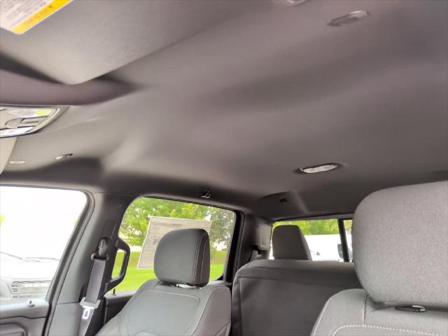2026 Ram 1500 Express Crew Cab 4x4 57 Box