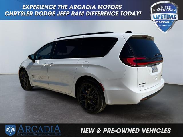 2027 Chrysler Pacifica PACIFICA SELECT AWD