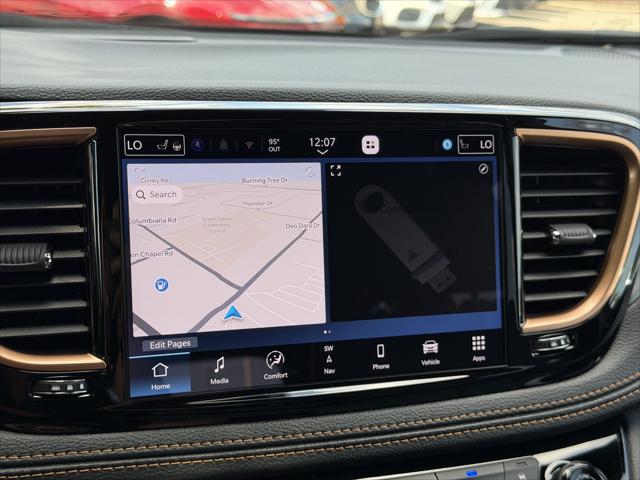 2027 Chrysler Pacifica Pinnacle