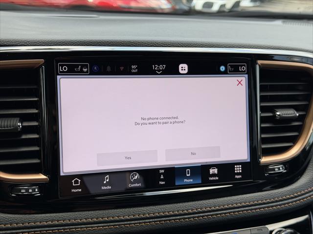 2027 Chrysler Pacifica Pinnacle