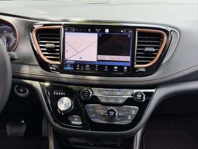 2027 Chrysler Pacifica Pinnacle