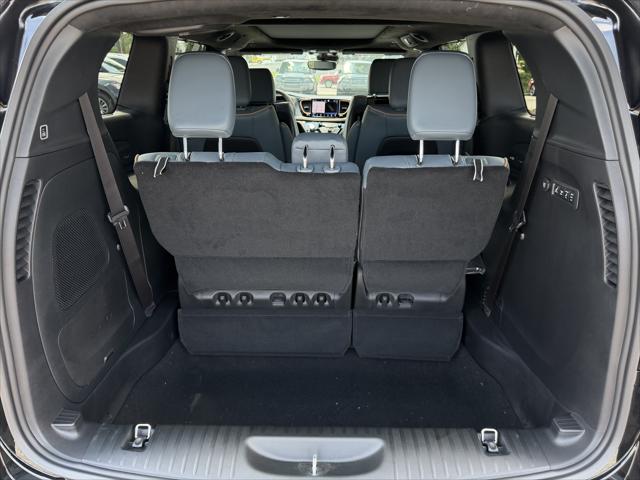 2027 Chrysler Pacifica Pinnacle