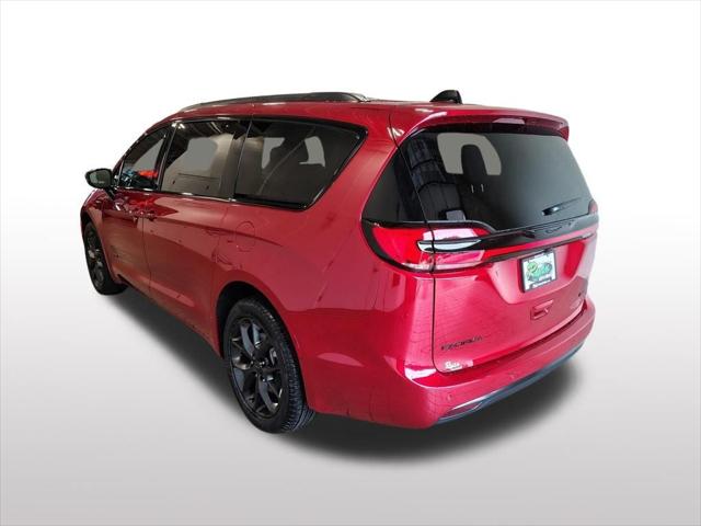 2027 Chrysler Pacifica PACIFICA SELECT AWD