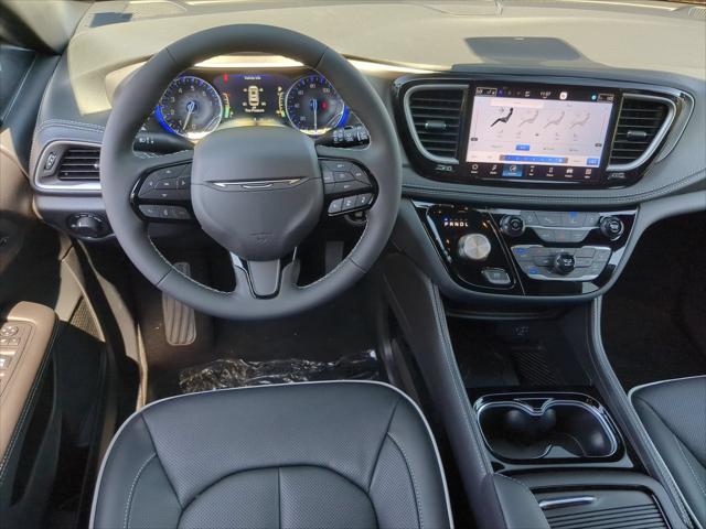 2027 Chrysler Pacifica Limited