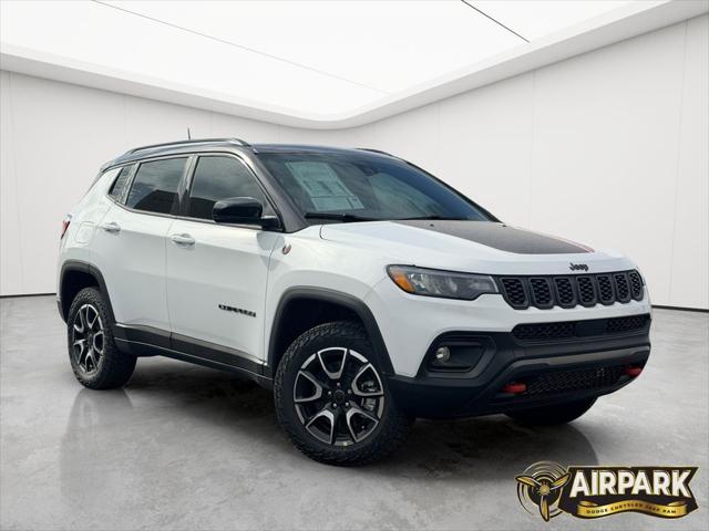 2026 Jeep Compass COMPASS TRAILHAWK 4X4