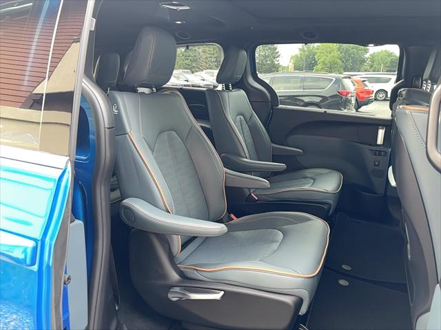 2027 Chrysler Pacifica Pinnacle