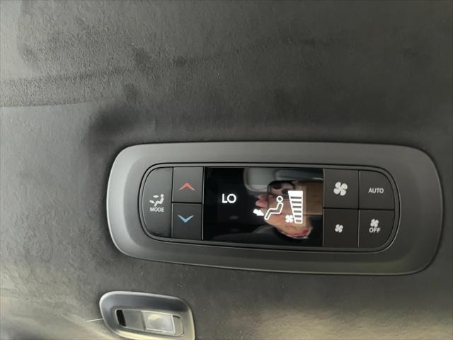 2027 Chrysler Pacifica Pinnacle