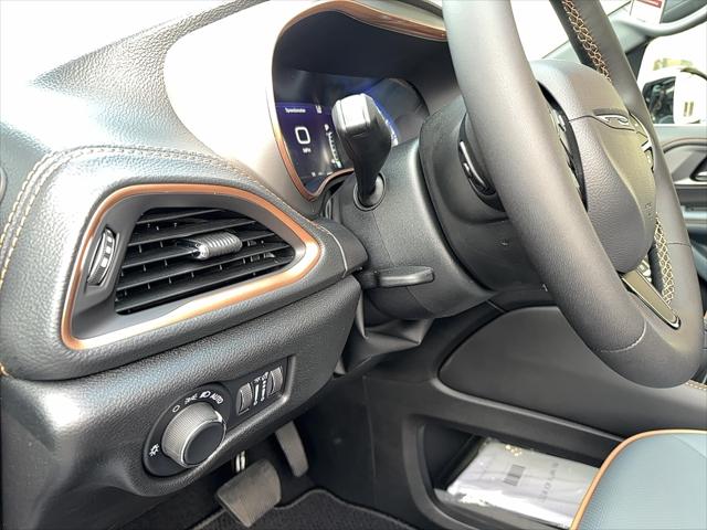2027 Chrysler Pacifica Pinnacle