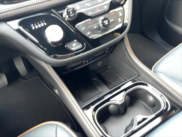2027 Chrysler Pacifica Pinnacle