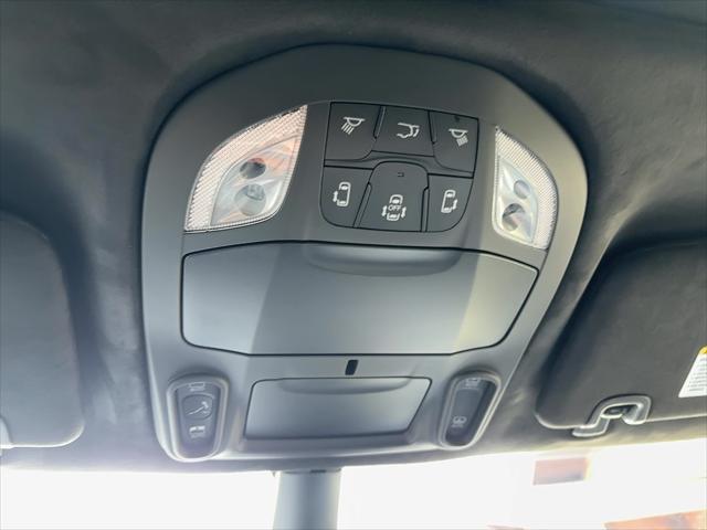 2027 Chrysler Pacifica Pinnacle