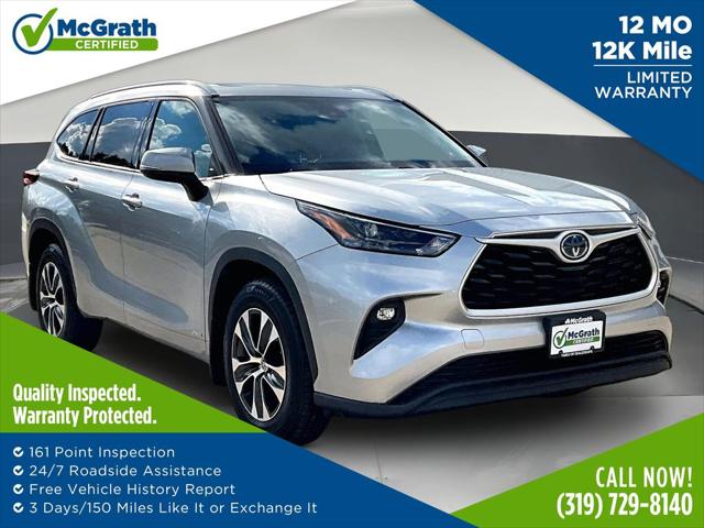 2022 Toyota Highlander Hybrid XLE for sale in DUBUQUE, IA