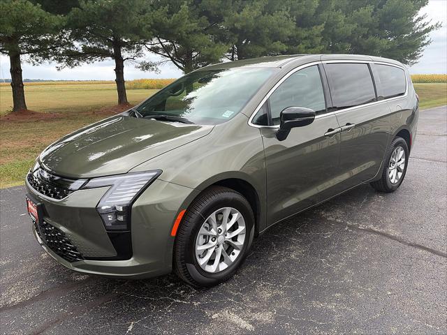 2027 Chrysler Pacifica Select AWD
