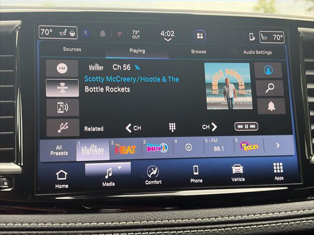 2027 Chrysler Pacifica Select AWD