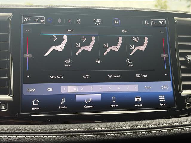 2027 Chrysler Pacifica Select AWD