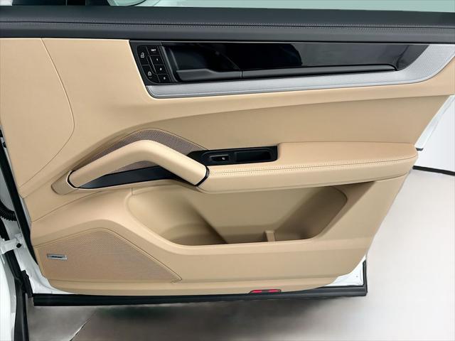 2026 Porsche Cayenne Unknown