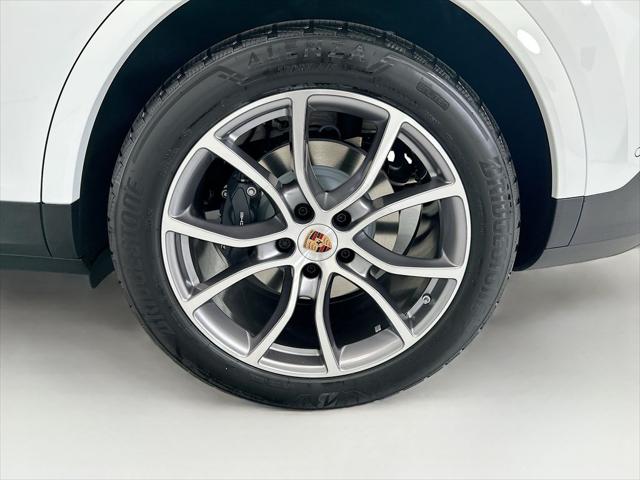 2026 Porsche Cayenne Unknown
