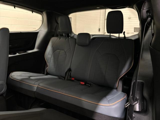 2027 Chrysler Pacifica Pinnacle