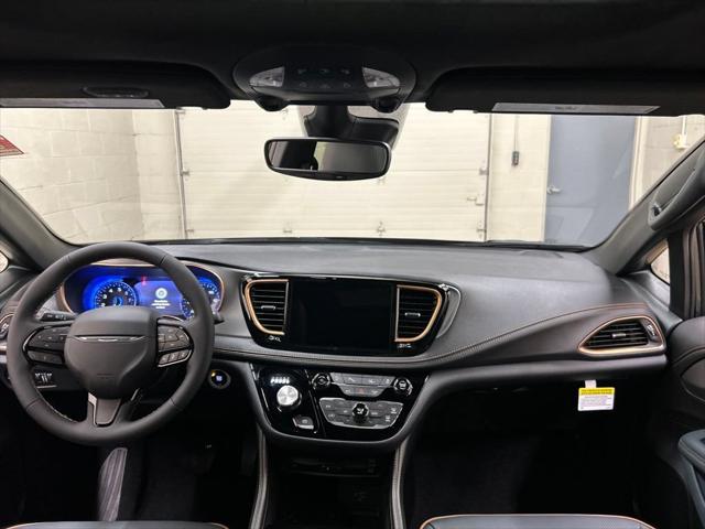 2027 Chrysler Pacifica Pinnacle