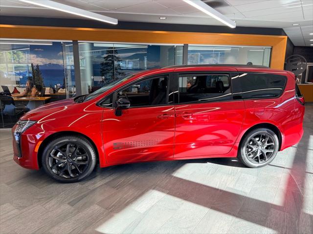 2027 Chrysler Pacifica PACIFICA SELECT