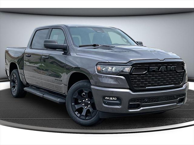 2026 RAM 1500 RAM 1500 EXPRESS CREW CAB 4X4 57 BOX