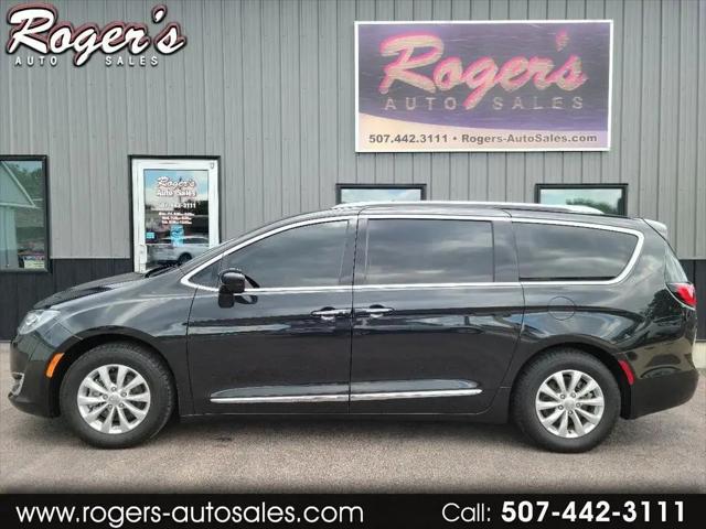 2018 Chrysler Pacifica Touring L Plus for sale in Edgerton, MN