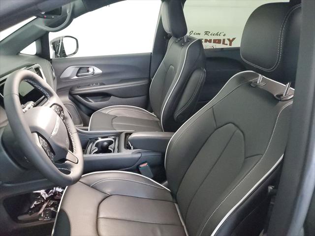 2027 Chrysler Pacifica Limited