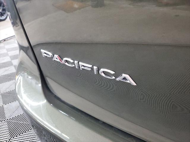 2027 Chrysler Pacifica Limited