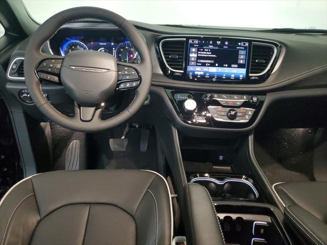 2027 Chrysler Pacifica Limited