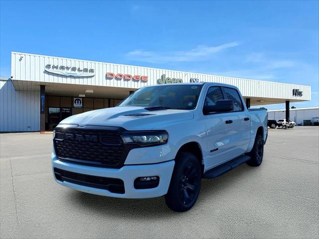 2026 RAM 1500 RAM 1500 EXPRESS CREW CAB 4X4 57 BOX