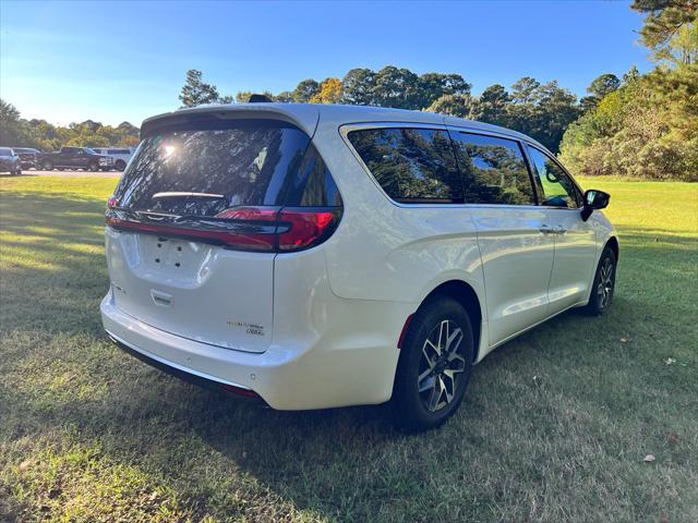 2027 Chrysler Pacifica PACIFICA LIMITED AWD