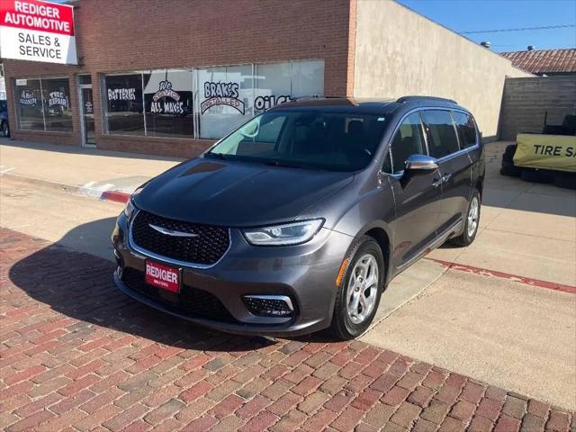 2023 Chrysler Pacifica Limited for sale in Milford, NE