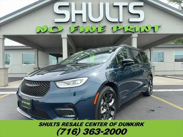 2025 Chrysler Pacifica Limited for sale in Dunkirk, NY