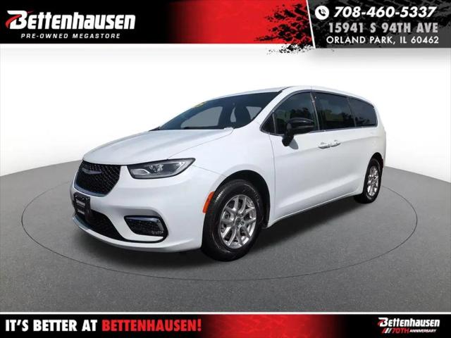 2025 Chrysler Pacifica Select for sale in Orland Park, IL