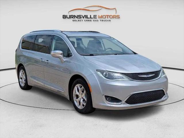 2019 Chrysler Pacifica Limited for sale in Burnsville, MN