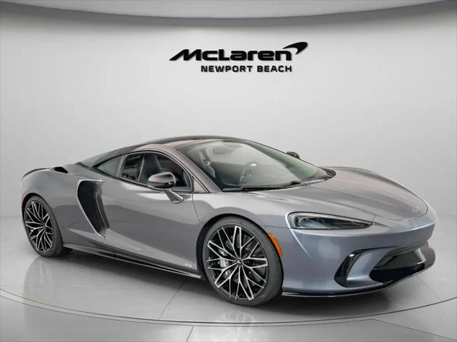 2025 McLaren GT Base for sale in Irvine, CA