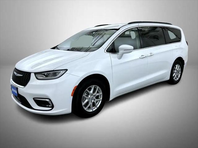 2022 Chrysler Pacifica Touring L for sale in Blair, NE