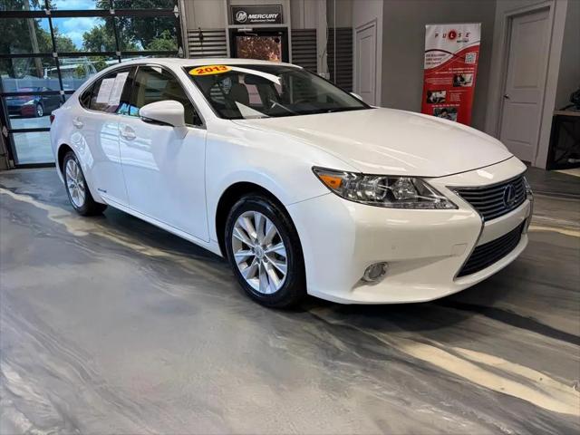 2013 Lexus ES 300h Base for sale near Milford, OH