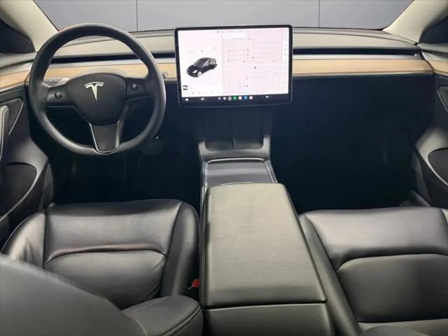 2021 Tesla Model 3 Standard Range Plus Rear-Wheel Drive