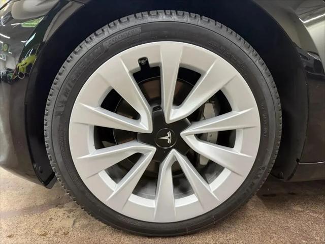 2021 Tesla Model 3 Standard Range Plus Rear-Wheel Drive