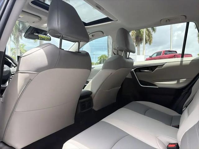 2023 Toyota RAV4 XLE Premium