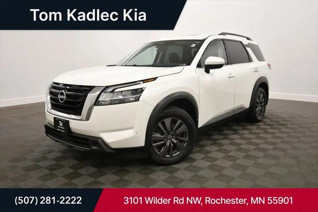 2022 Nissan Pathfinder SV 4WD for sale in Rochester, MN