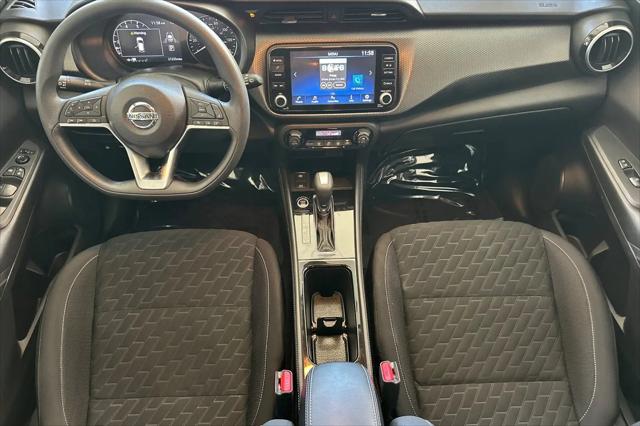 2021 Nissan Kicks SV Xtronic CVT
