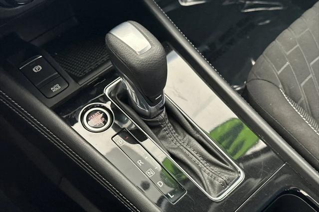 2021 Nissan Kicks SV Xtronic CVT