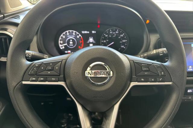 2021 Nissan Kicks SV Xtronic CVT