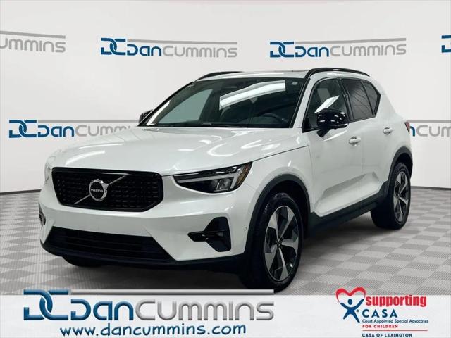 2023 Volvo XC40 B4 Ultimate Dark Theme for sale in Paris, KY